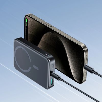 13. Joyroom JR-W020 20W 10000mAh MagSafe Power Bank + USB-C - USB-C 0.25m Cable - Black