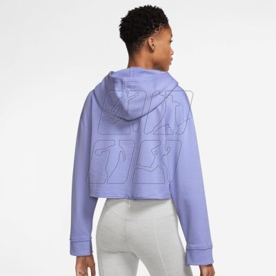 2. Nike Yoga Luxe Sweatshirt W DM6981-569