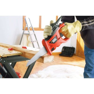 6. Scorpion KS880EC-QS BLACK+DECKER Chainsaw