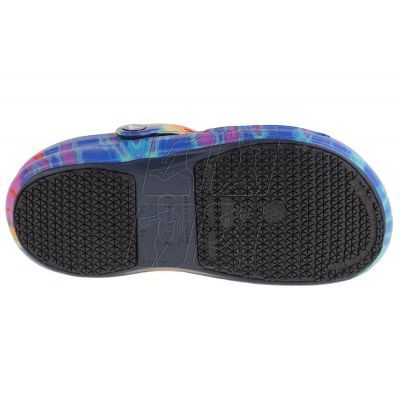 8. Crocs Bistro Graphic Clog 204044-410