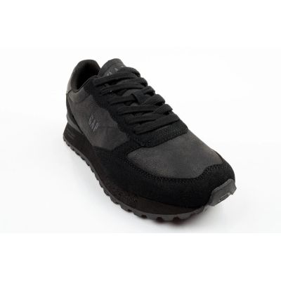 2. GAP men's sports shoes Osaka black sneakers comfortable fashionable