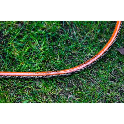 7. NEO tools 15-843 garden hose