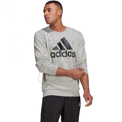3. Adidas Essentials Sweatshirt M GK9077