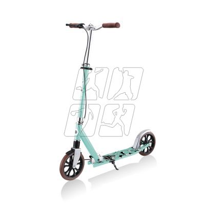 9. Scooter Globber NL 205 Dluxe Jr 685-206