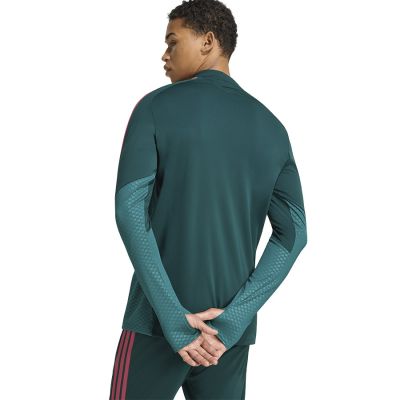 2. Adidas Real Madrid Tiro 26 Training Top KB6343