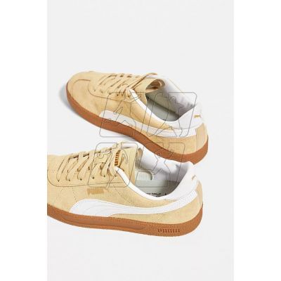 6. Puma Suede Club shoes 381111-05