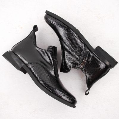 7. Women’s black crocodile-effect patent leather ankle boots with decorative detail, Filippo DBT6425