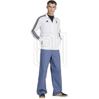 7. Adidas Juventus Training Top M IT3790 sweatshirt