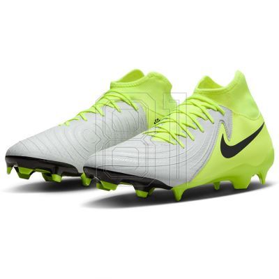 11. Nike Phantom Luna II Academy FG/MG M FD6725-003 football boots