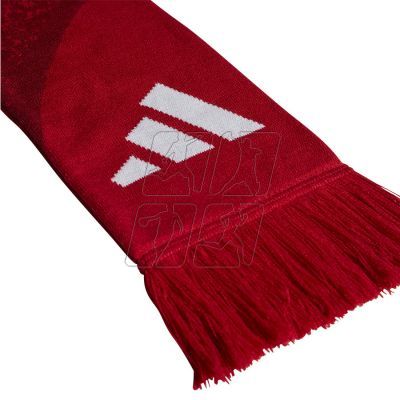 5. Adidas Manchester United Scarf IY0440