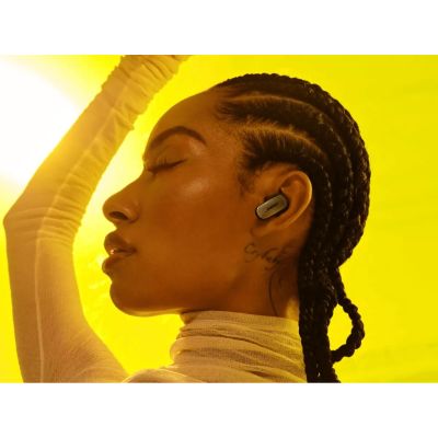 5. BOSE QuietComfort Ultra Earbuds Black