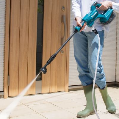 13. AKU DHW180Z MAKITA pressure washer