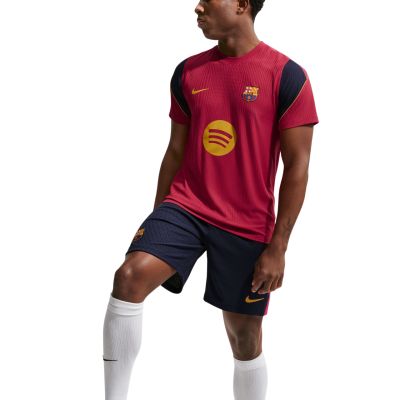 5. Nike FC Barcelona men's t-shirt burgundy II1839 621