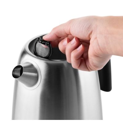 5. Hyundai VK770 Electric Kettle 1.7L 2200W Stainless Steel