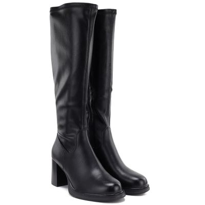 4. Black heeled women’s boots Potocki SZ12861