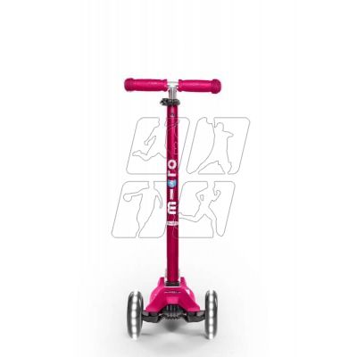 3. Micro Scooter Maxi Deluxe LED Pink