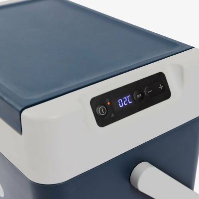 4. Igloo ICF18 18l electric compressor refrigerator