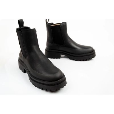 7. GAP women's Louise shoes black ankle boots fashionable slip-on