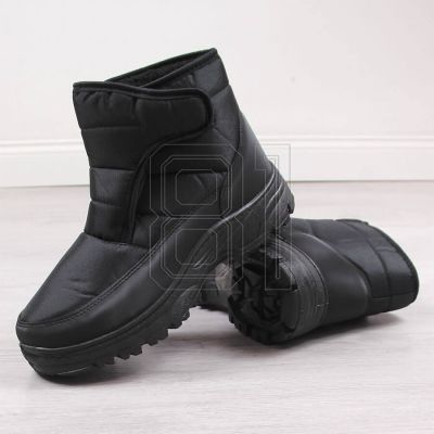 5. Velcro insulated snow boots NEWS W EVE380