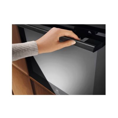4. ELECTROLUX LOD8P39Z Oven, Black, Pyrolytic Self-Cleaning, Food Probe