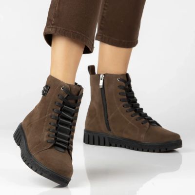 8. Women's brown suede leather ankle boots Filippo DBT7273