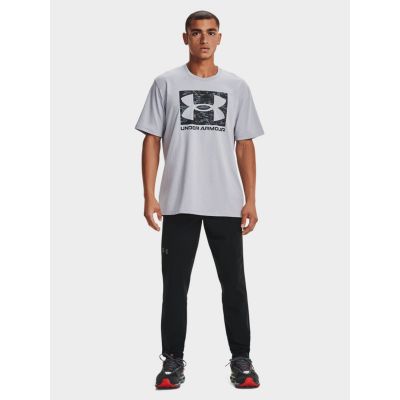 4. Under Armour T-shirt M 1361673-011
