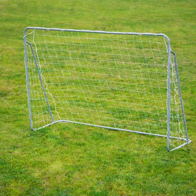 8. Goal with net and aiming panel Nils NT7788