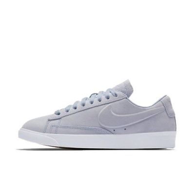 2. Nike WMNS Blazer Low shoes - AA3962-402