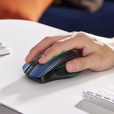 9. Ugreen MU006 Wireless Optical Mouse USB 2.4GHz / Bluetooth 5.0 4000 DPI - Blue