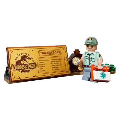 17. LEGO Jurassic World 77985 - Dinosaur Skeletons: Triceratops