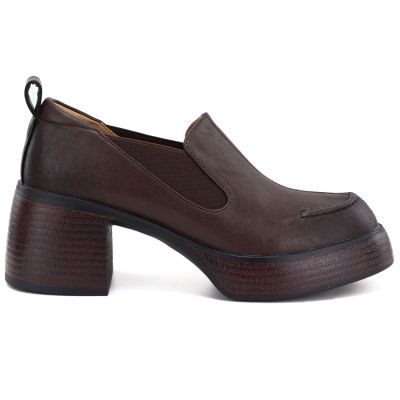 2. Women's brown leather high-heeled shoes D&A S.Barski CR62-3525