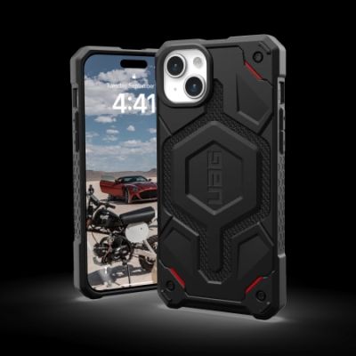 2. UAG Monarch Pro case with MagSafe for iPhone 15 Plus - black kevlar