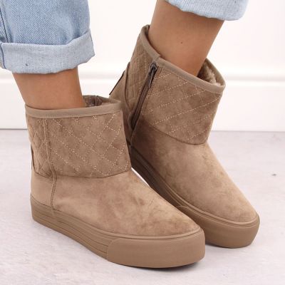 7. Big Star W INT2041B Snow Boots