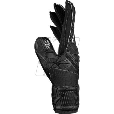 7. Reusch Attrakt Infinity Jr 54 72 715 7700 goalkeeper gloves