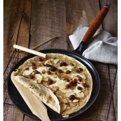 2. STAUB 40509-525-0 pancake pan with wooden handle - black 28 cm