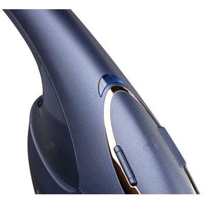 14. RUSSELL HOBBS Garment Steamer