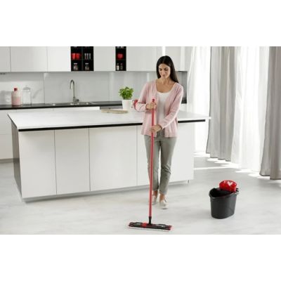 6. Vileda Ultramax BOX XL (mop + bucket)