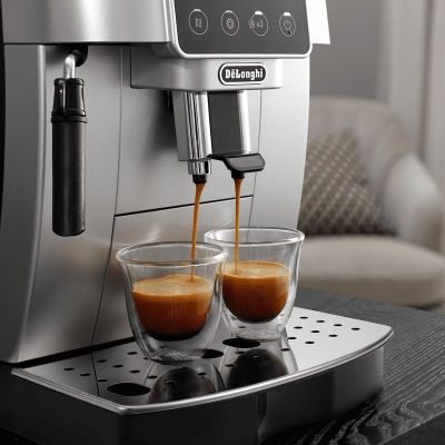 5. DeLonghi ECAM 220.30.SB espresso machine