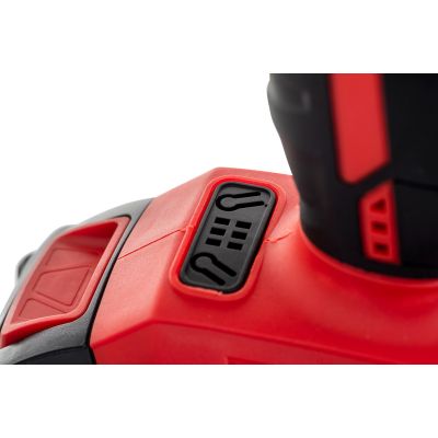 2. Brushless impact wrench 1/2" 700Nm YATO YT-82806