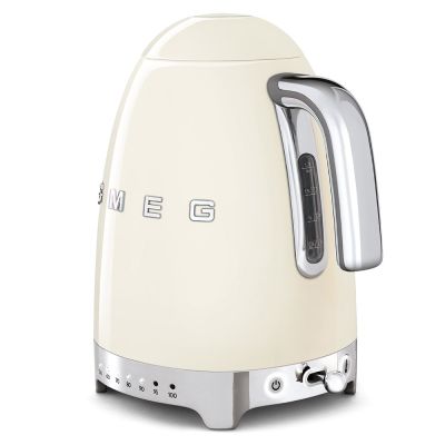 51. SMEG KLF04CREU electric kettle cream