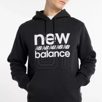 10. New Balance Sport Graphic Fleece Hoodie BK M MT51941BK
