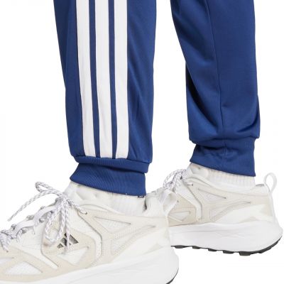 6. adidas 3-Stripes Tricot Regular Tapered Pants M JI8812