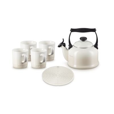 Le Creuset Traditional 2.1l Meringue Kettle