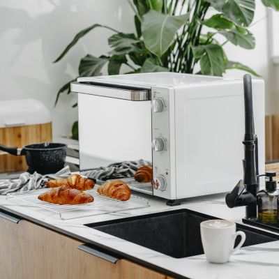 12. 48L Adler Electric Oven Adler