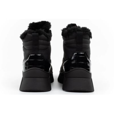 6. Lee Cooper Women’s Winter Boots, Black Insulated Ankle Boots