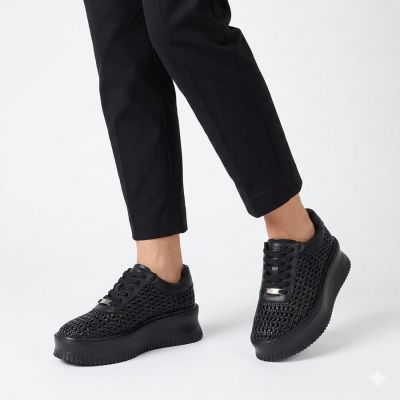 5. Women's sneakers on the platform, openwork, black Goe TT2N4043