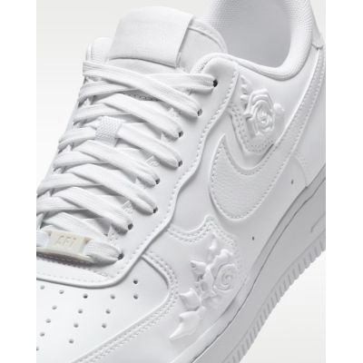 7. NIKE WMNS AIR FORCE 1 '07 SE (HF2016-100) Women's Shoes