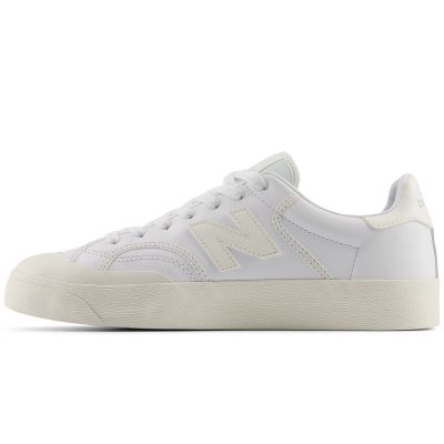 2. New Balance unisex BB100LGY shoes