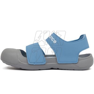 2. New Balance Jr SYA809R3 sandals