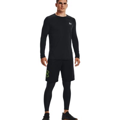 8. Under Armor Tech Graphic M shorts 1306443 008